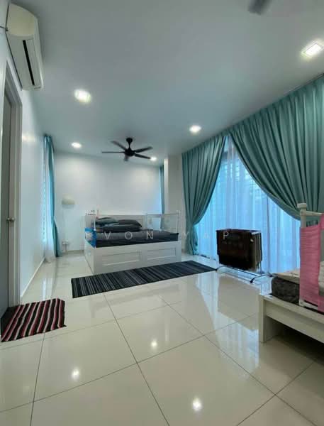 Rumah Teres 2 Tingkat untuk Dijual di Taman Mount Austin (Tebrau) - Evon Yap - PropertyGuru.com.my