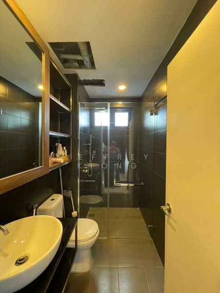 Service Residence for Sale at Meridin Executive Suites @ The Meridin - Jeffrey Kiong - Bathroom - PropertyGuru.com.my