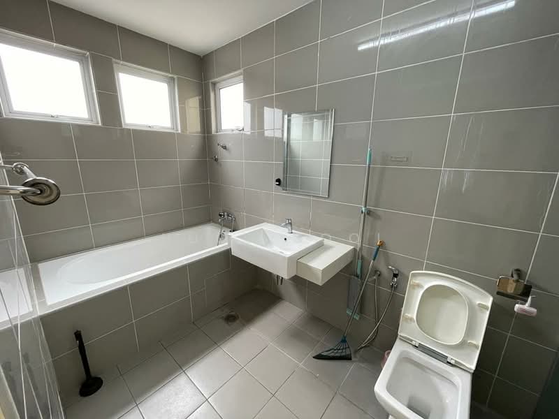Bungalow for Rent in Cheras (Kuala Lumpur) - Hugo Gooi - Bathroom - PropertyGuru.com.my