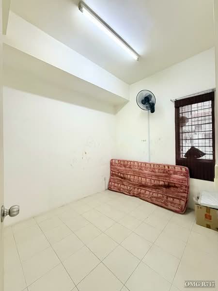 2-storey Terraced House for Sale in Setia Alam (Selangor) - Ryan . - Bedroom - PropertyGuru.com.my