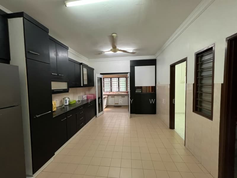 Terraced House for Rent in Taman Merdeka Jaya (Batu Berendam) - Geoffery Wee - Kitchen - PropertyGuru.com.my