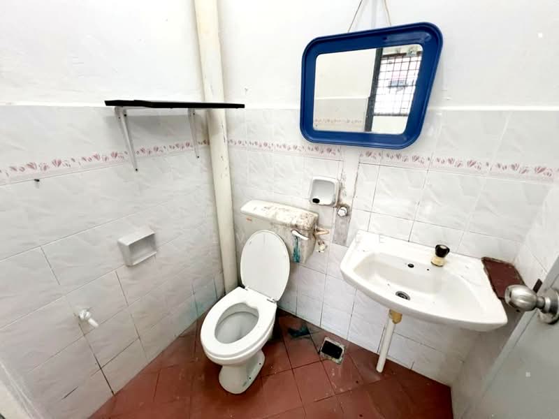 1-storey Terraced House for Sale in Bandar Seri Alam (Masai) - Calvin Lee - PropertyGuru.com.my
