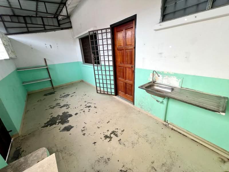 1-storey Terraced House for Sale in Bandar Seri Alam (Masai) - Calvin Lee - PropertyGuru.com.my