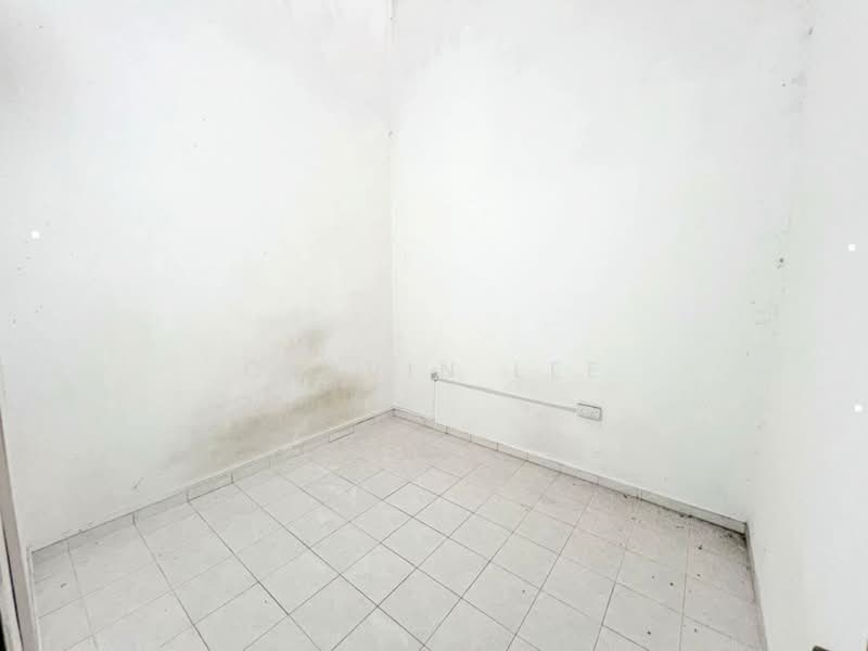 1-storey Terraced House for Sale in Bandar Seri Alam (Masai) - Calvin Lee - PropertyGuru.com.my