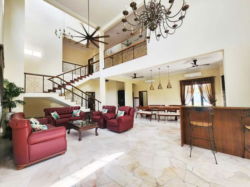 Rumah Banglo untuk Disewa di Leisure Farm (Gelang Patah) - Heston Lai - Living Room - PropertyGuru.com.my