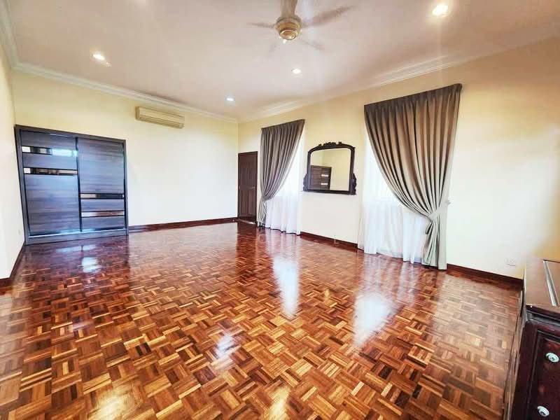 Rumah Banglo untuk Disewa di Leisure Farm (Gelang Patah) - Heston Lai - Interior - PropertyGuru.com.my
