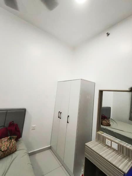 Servis Apartment untuk Disewa di Sinaran @ Utropolis - Andrew Chow - Bedroom - PropertyGuru.com.my