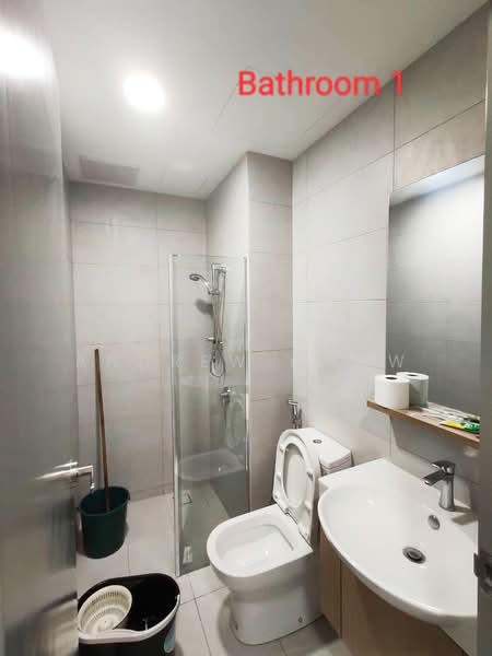Servis Apartment untuk Disewa di Sinaran @ Utropolis - Andrew Chow - Bathroom - PropertyGuru.com.my