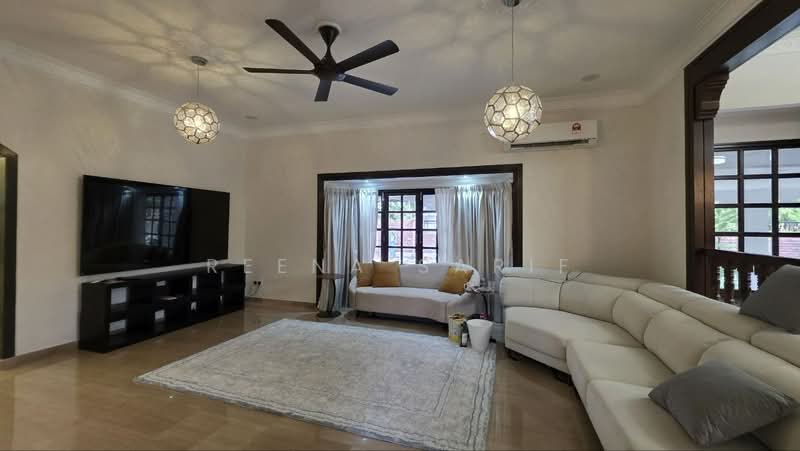 Bungalow for Rent in Petaling Jaya (Selangor) - Reena Sarif - Living Room - PropertyGuru.com.my
