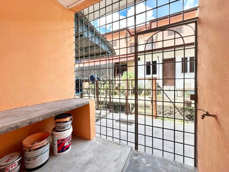2-storey Terraced House for Sale in Taman Pelangi Semenyih (Semenyih) - AimiRahim Hartanah - PropertyGuru.com.my