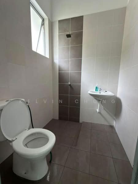 2-storey Terraced House for Sale in Bandar Lahat Mines (Lahat) - Kelvin Chong - Bathroom - PropertyGuru.com.my