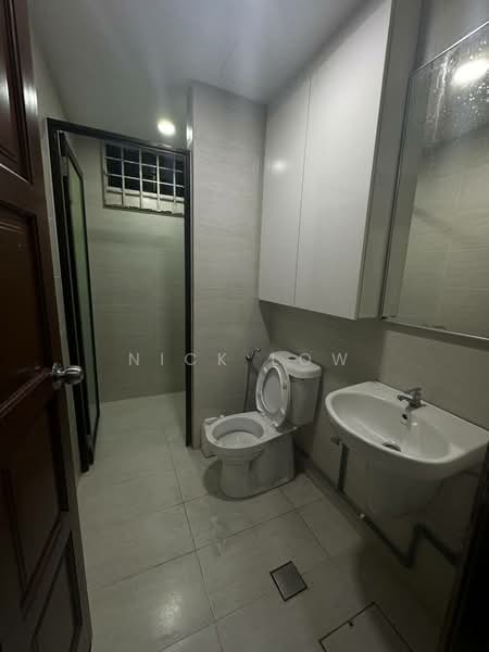 2-storey Terraced House for Rent in Taman Bukit Kempas (Tampoi) - Nick Low - Bathroom - PropertyGuru.com.my