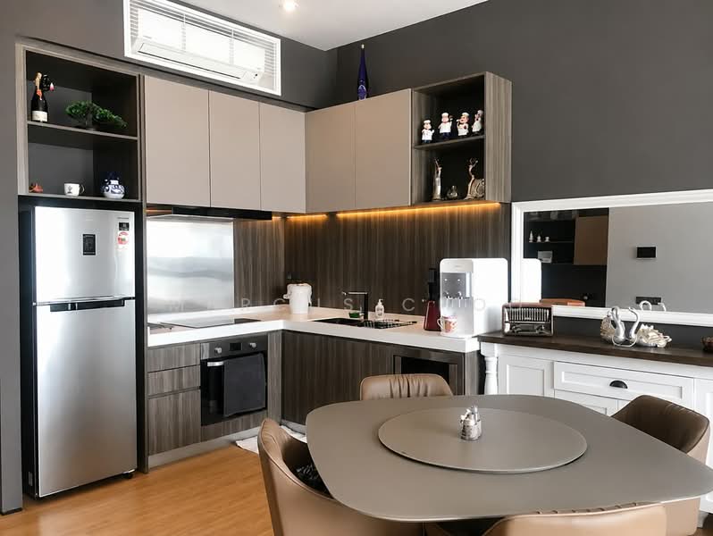Servis Apartment untuk Disewa di City of Dreams - Marcus Choo - Kitchen - PropertyGuru.com.my
