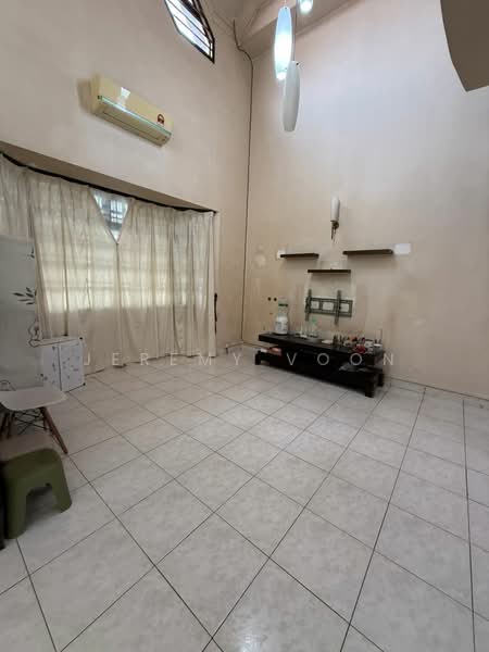 Rumah Teres 1.5 Tingkat untuk Disewa di Taman Pelangi Indah (Ulu Tiram) - Jeremy Voon - PropertyGuru.com.my