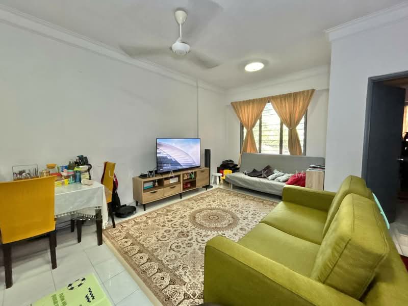 Condominium for Sale at Garden Park - Lukman Hakim - Living Room - PropertyGuru.com.my