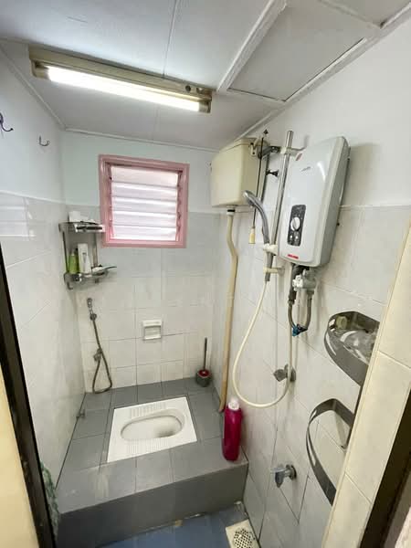 Apartment for Rent at Taman Pusat Kepong - Vincent Lai - Bathroom - PropertyGuru.com.my