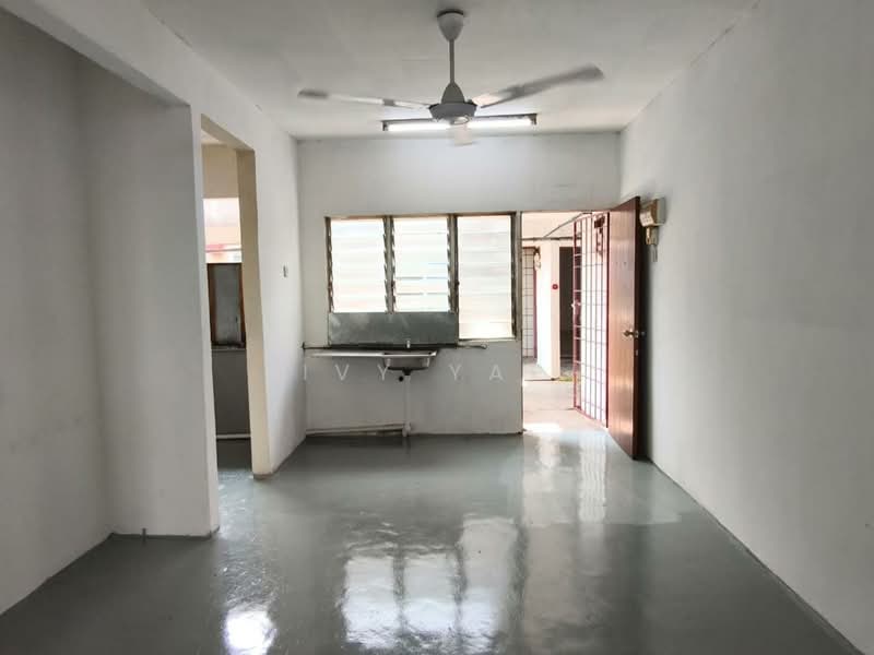 Rumah Flat untuk Dijual di Taman Perwira Indah - Ivy Yap - Kitchen - PropertyGuru.com.my
