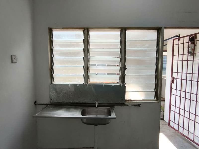 Rumah Flat untuk Dijual di Taman Perwira Indah - Ivy Yap - Interior - PropertyGuru.com.my