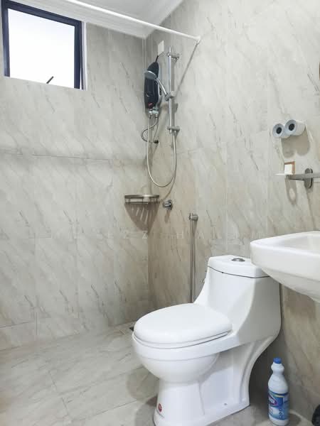 Condominium for Sale at The Hamilton - Mu'izz Halim - Bathroom - PropertyGuru.com.my