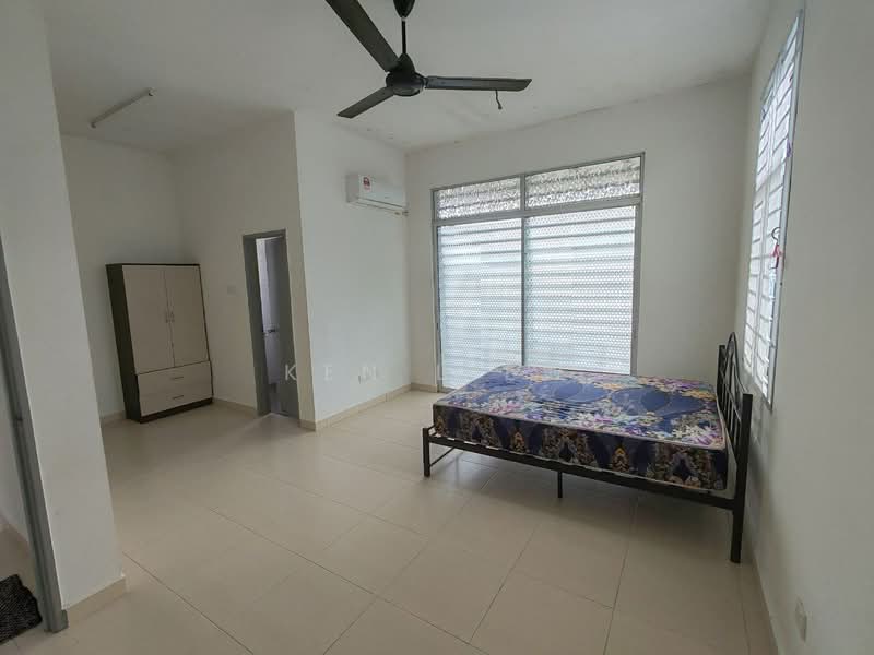 Banglo Lot Kosong untuk Disewa di Kelapa Sawit (Kulai) - Ken Liew - PropertyGuru.com.my