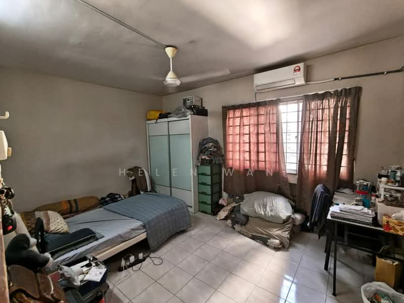 Apartment for Sale at Vista Lavender - Helen Wan - Bedroom - PropertyGuru.com.my
