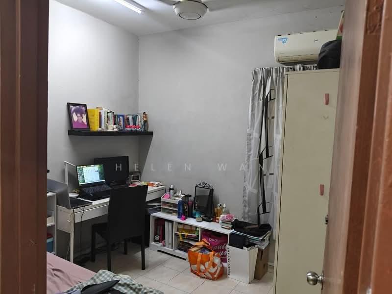 Apartment for Sale at Vista Lavender - Helen Wan - Bedroom - PropertyGuru.com.my