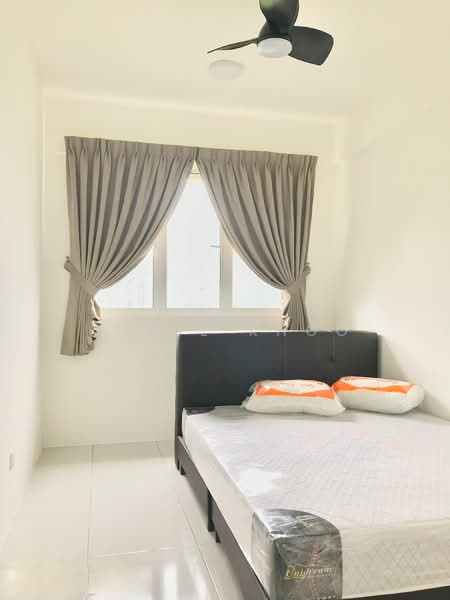 Kondominium untuk Dijual di Fairview Residence - Angie Khoo - Bedroom - PropertyGuru.com.my