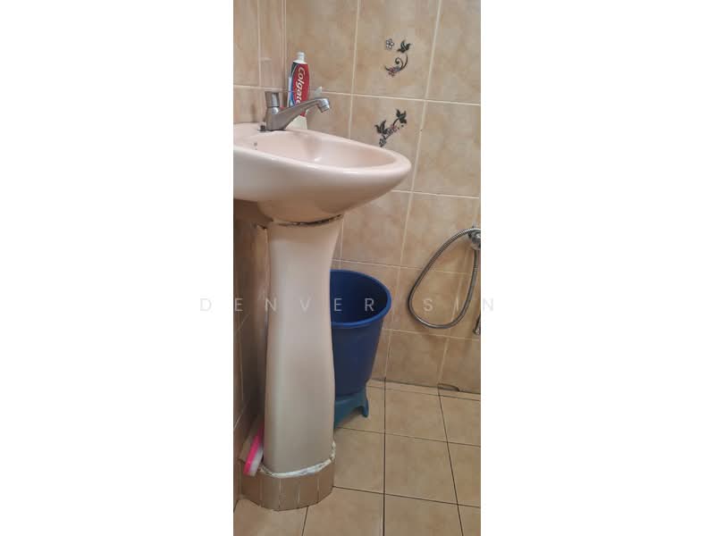1-storey Terraced House for Sale in Taman Kota Cheras (Cheras) - Denver Sin - Bathroom - PropertyGuru.com.my