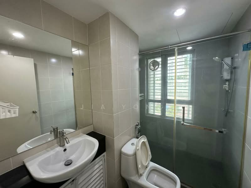 Kondominium untuk Disewa di The Peak Residences - Jia Yong - Bathroom - PropertyGuru.com.my
