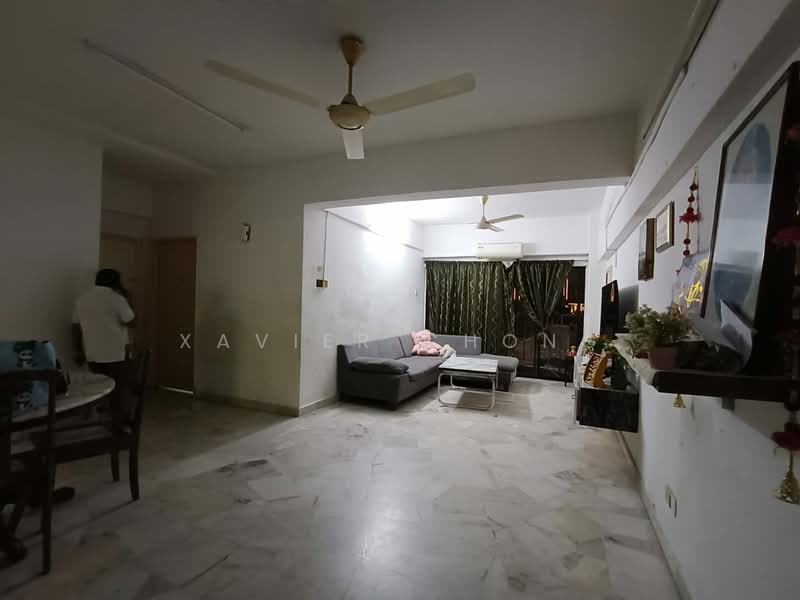 Kondominium untuk Dijual di Sri Pelangi Condominiums - Xavier Chong - Living Room - PropertyGuru.com.my