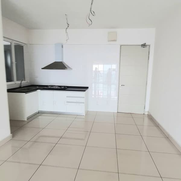 Kondominium untuk Dijual di The Regina - Veron Leong - Kitchen - PropertyGuru.com.my