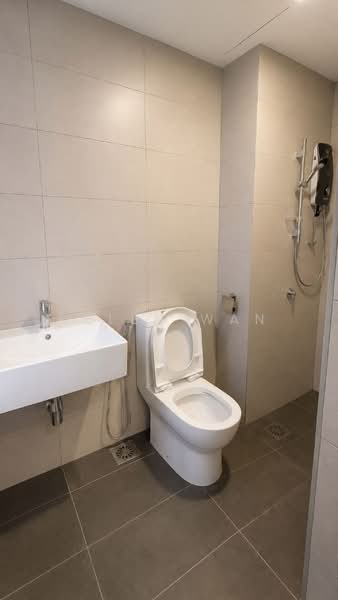 Servis Apartment untuk Dijual di M Luna - Helen Wan - Bathroom - PropertyGuru.com.my