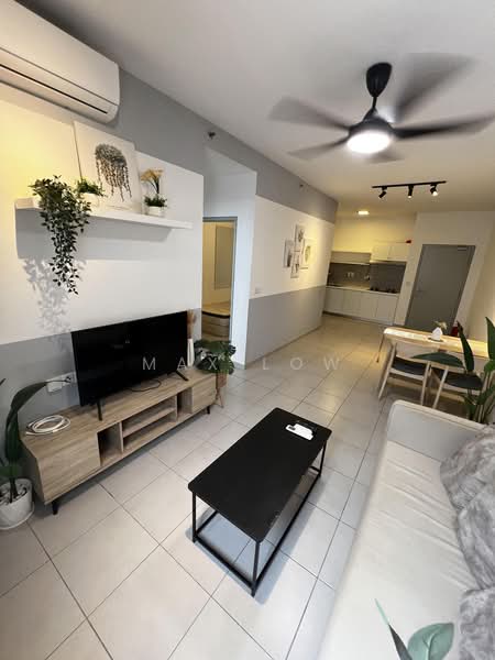 Pangsapuri untuk Disewa di Tangerine Suites - Max Low - Living Room - PropertyGuru.com.my