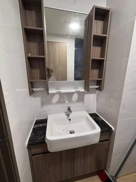 Servis Apartment untuk Disewa di Country Garden Central Park - Au Yong Lucy - Bathroom - PropertyGuru.com.my
