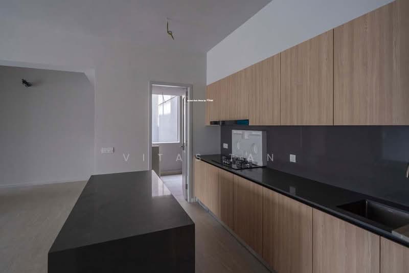 Kondominium untuk Dijual di Utamara Boutique Residences - Vitas Tan - Kitchen - PropertyGuru.com.my
