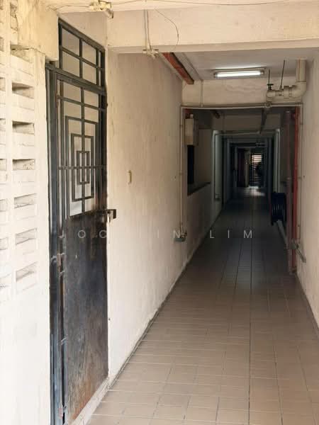 Condominium for Sale at Bayu Tasik 1 - Jocelin Lim - Corridor - PropertyGuru.com.my