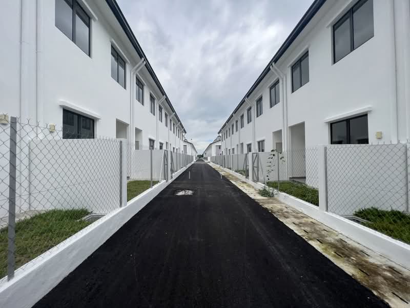 Rumah Teres 2 Tingkat untuk Dijual di Telok Panglima Garang (Selangor) - Miki You - Exterior - PropertyGuru.com.my