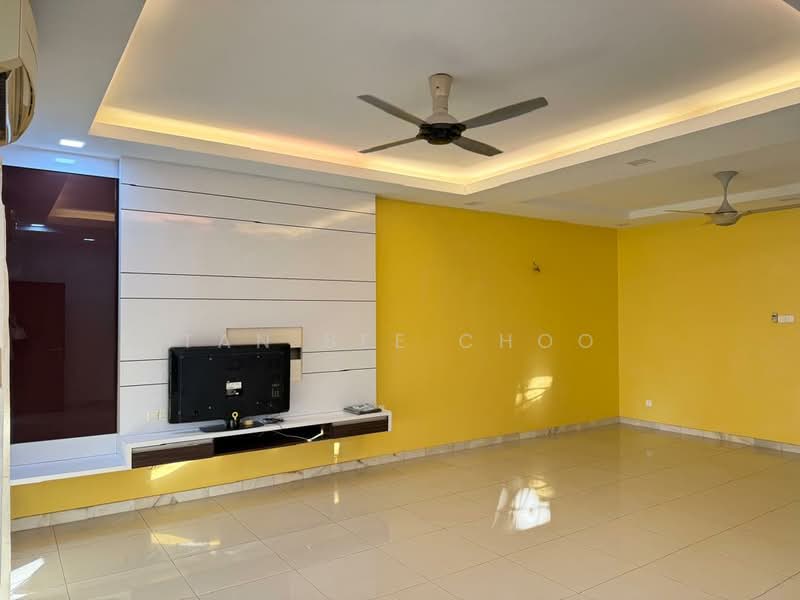 Rumah Teres untuk Disewa di Bandar Bukit Puchong (Puchong) - Tan Bee Choo - Living Room - PropertyGuru.com.my