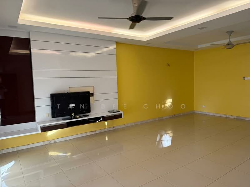Rumah Teres untuk Disewa di Bandar Bukit Puchong (Puchong) - Tan Bee Choo - Living Room - PropertyGuru.com.my
