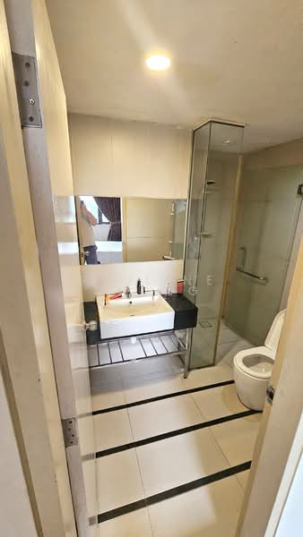 Service Residence for Rent at Emerald Avenue - Pauline Chong - Bathroom - PropertyGuru.com.my