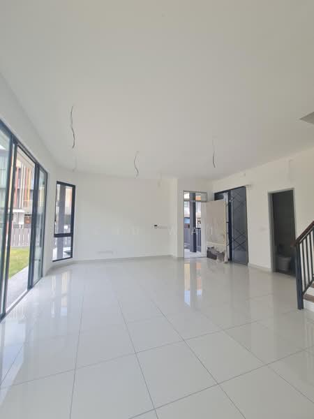 Rumah Teres 3 Tingkat untuk Disewa di Kuchai Lama (Kuala Lumpur) - Shu Wai - Living Room - PropertyGuru.com.my