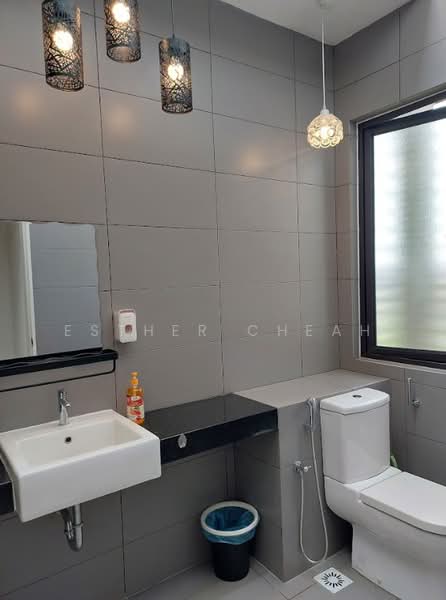 Rumah Bandar untuk Disewa di 16 Sierra (Puchong) - Esther Cheah - Bathroom - PropertyGuru.com.my