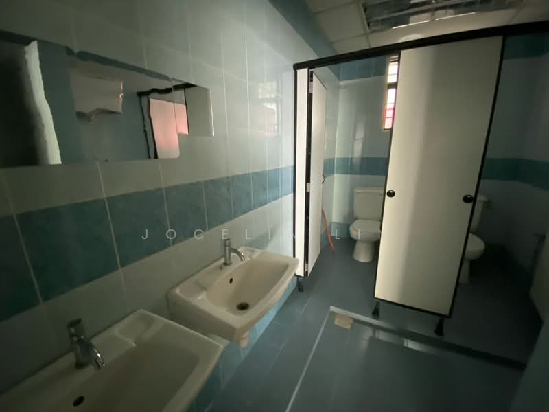 Office for Rent in KLCC (KL City Centre) - Jocelin Lim - Bathroom - PropertyGuru.com.my