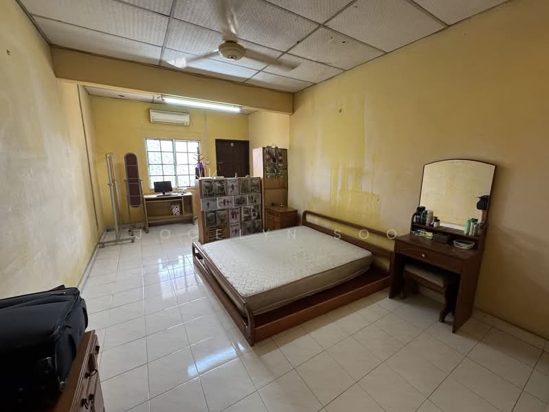 Rumah Teres 2 Tingkat untuk Dijual di Taman Overseas Union (Taman Oug) (Jalan Klang Lama (Old Klang Road)) - Jocelyn Soo - PropertyGuru.com.my