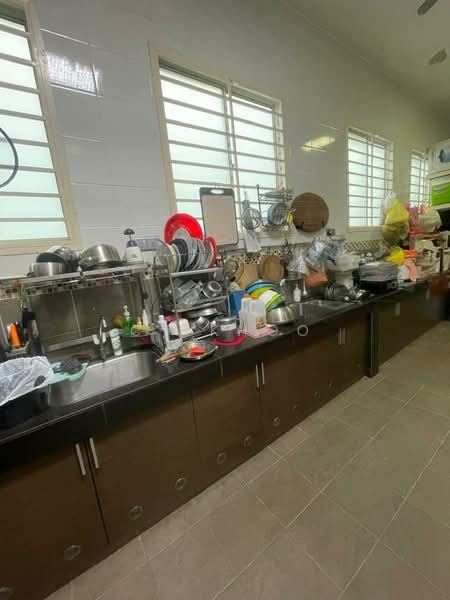 Semi-Detached House for Sale in Seri Kembangan (Selangor) - CY Khoo - Kitchen - PropertyGuru.com.my