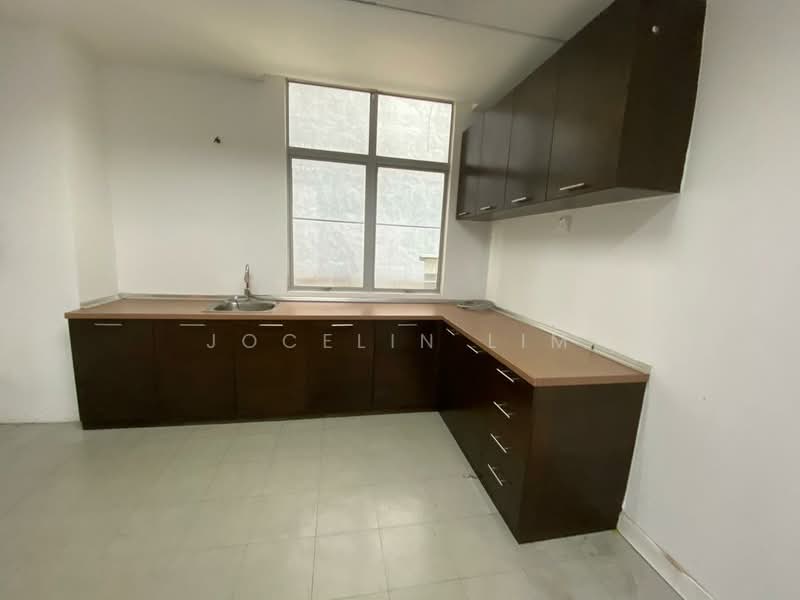 Office for Rent in KL City Centre (Kuala Lumpur) - Jocelin Lim - Kitchen - PropertyGuru.com.my