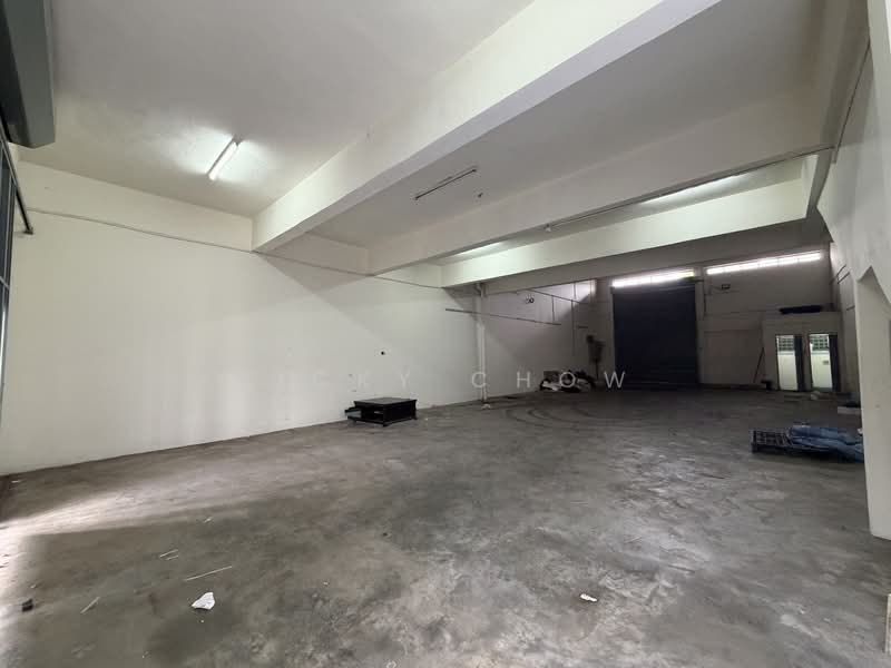 Factory for Rent in Taman Perindustrian Taming Jaya (Balakong) - Sicky Chow - Interior - PropertyGuru.com.my