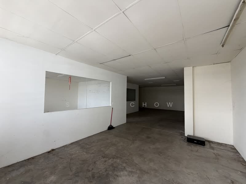 Factory for Rent in Taman Perindustrian Taming Jaya (Balakong) - Sicky Chow - Interior - PropertyGuru.com.my