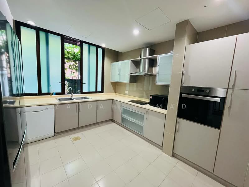 Bungalow for Rent in Mont Kiara (Kuala Lumpur) - Zaidah Ahmad - Kitchen - PropertyGuru.com.my