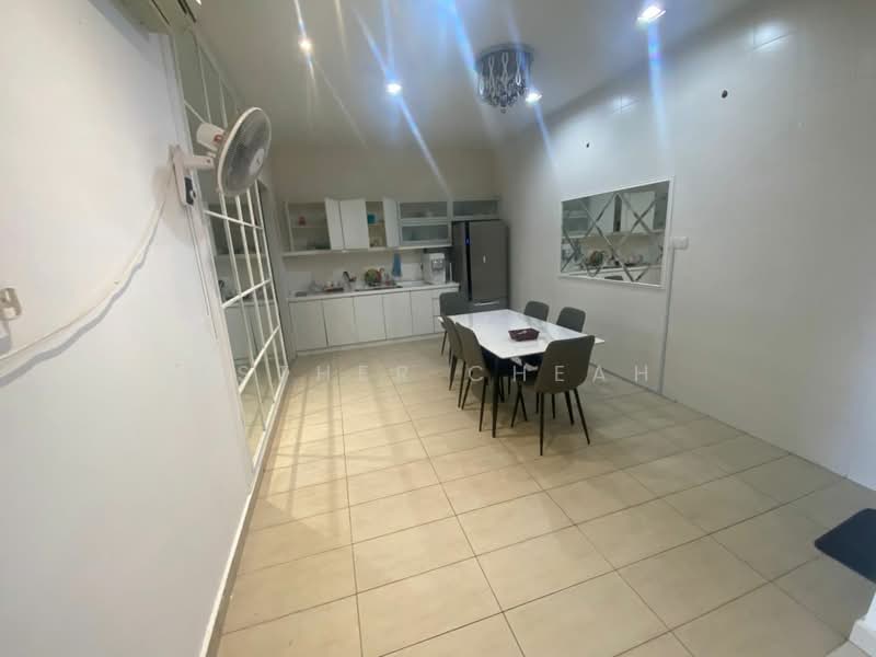 Townhouse for Rent in Ampang (Selangor) - Esther Cheah - Kitchen - PropertyGuru.com.my